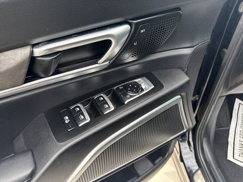 Used 2023 Kia Telluride SX Prestige X-Line AWD/4WD image 25