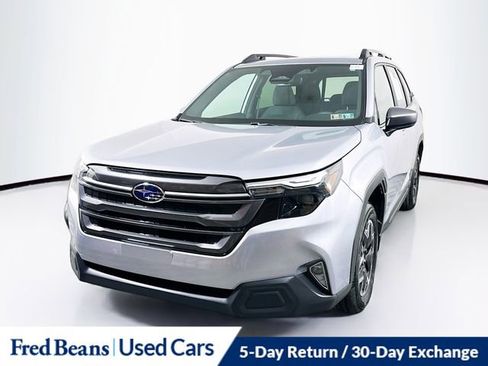 Used 2026 Subaru Forester Premium AWD/4WD image 3