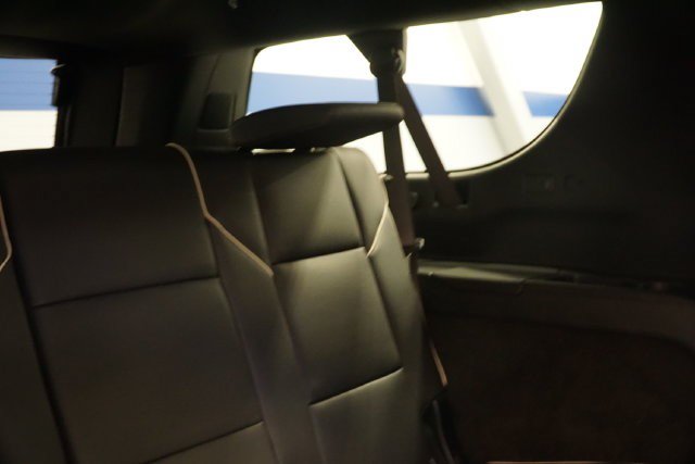 Certified 2025 Cadillac Escalade ESV Premium Luxury w/ Touring Package AWD/4WD image 23