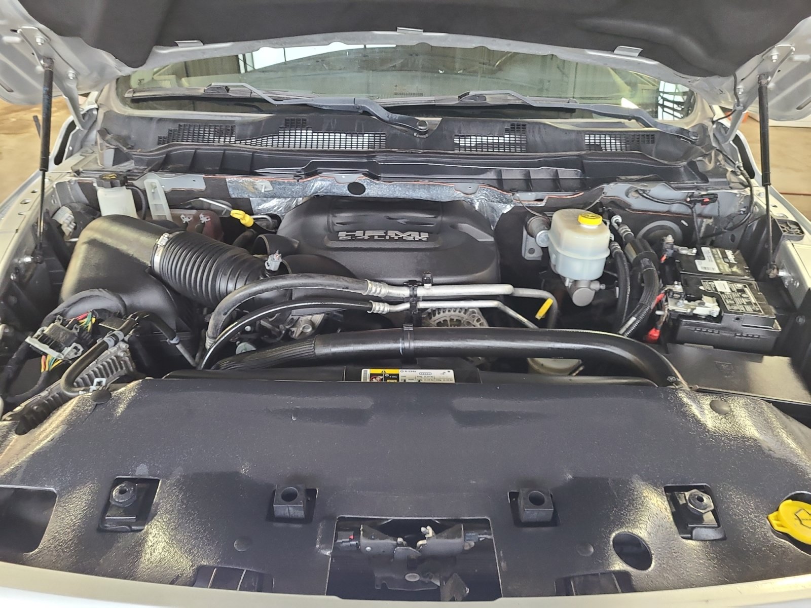 Used 2018 RAM 2500 Laramie w/ Sport Appearance Group AWD/4WD image 21