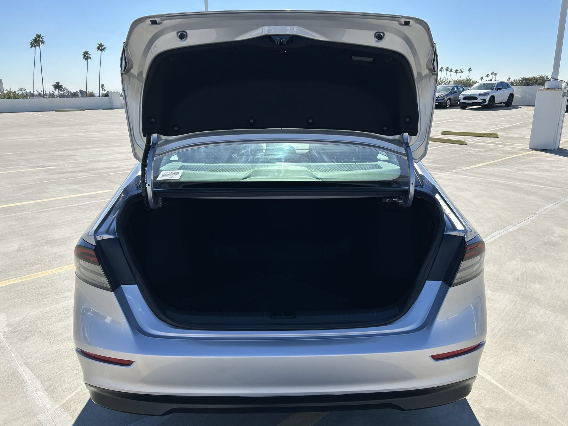 Certified 2025 Honda Accord LX image 19