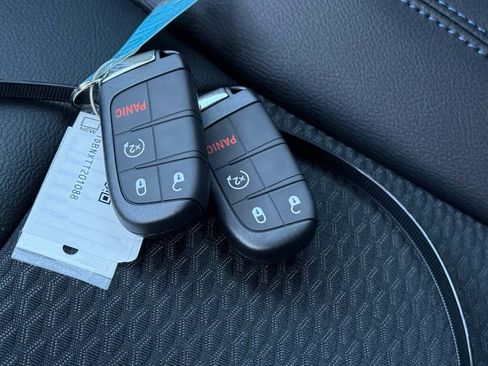 New 2026 Jeep Compass Latitude image 29