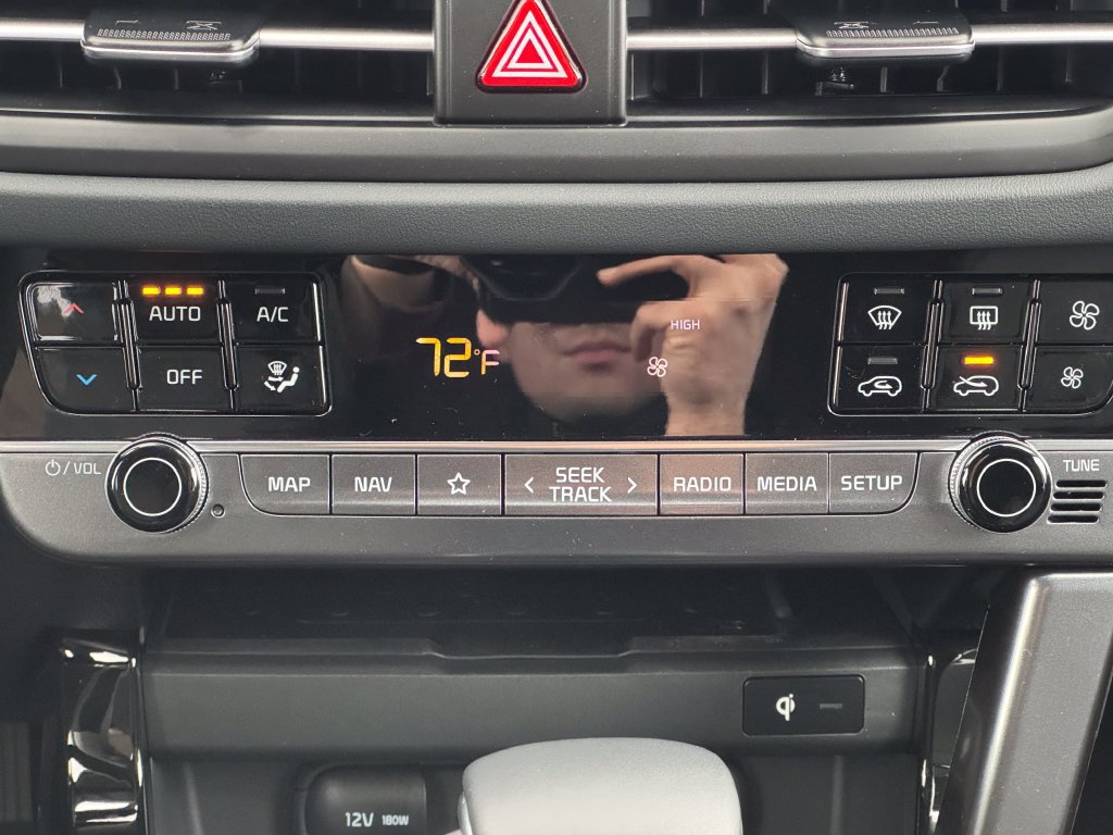 New 2026 Kia Seltos SX AWD/4WD image 25