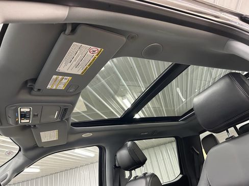 Used 2024 Ford F250 Lariat w/ Lariat Ultimate Package image 35