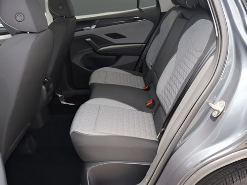 Certified 2025 Volkswagen Tiguan S AWD/4WD image 14