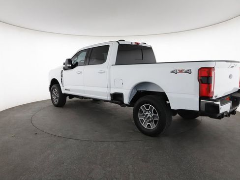 Used 2024 Ford F250 Lariat AWD/4WD image 9