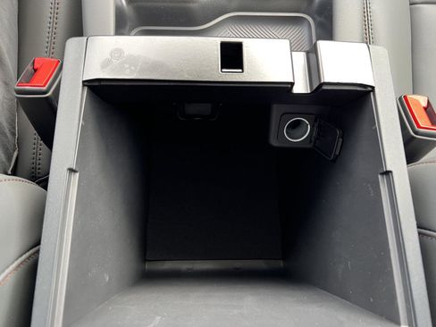 New 2026 Ford Explorer Active w/ Active Comfort Package image 34