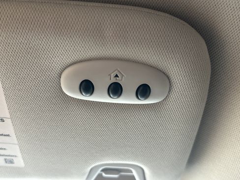 Used 2023 Ford Edge SEL w/ Convenience Package image 40