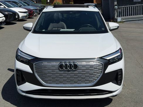 Used 2023 Audi Q4 e-tron Premium Plus w/ Premium Plus RWD image 2