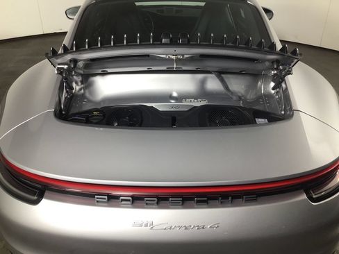 Certified 2021 Porsche 911 Carrera 4 AWD/4WD image 17