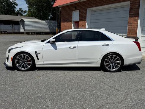Used 2016 Cadillac CTS V w/ Carbon Fiber Package RWD image 18