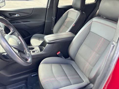 Used 2022 Chevrolet Equinox RS FWD image 11