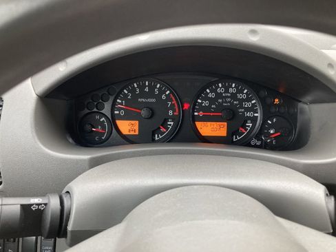 Used 2012 Nissan Frontier SV image 13