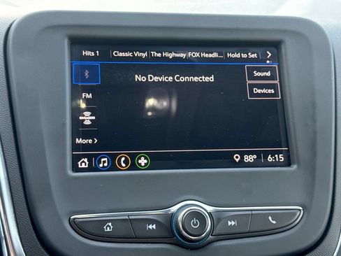 Used 2024 Chevrolet Equinox LT FWD image 12