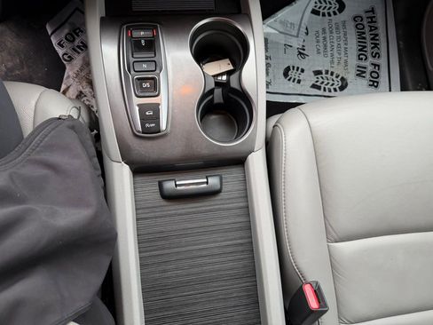 Used 2022 Honda Pilot Special Edition image 41