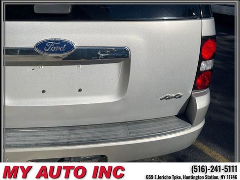 Used 2010 Ford Explorer XLT image 35