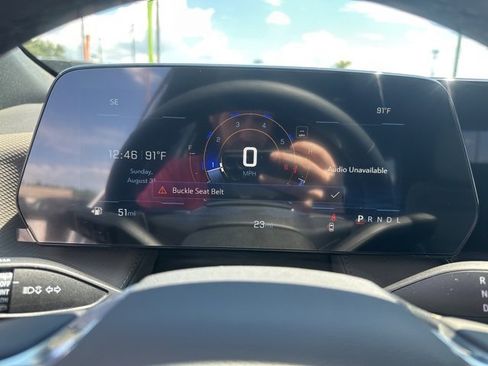 New 2026 Chevrolet Equinox LT w/ Convenience Package II image 21