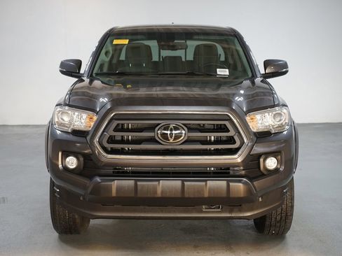 Certified 2023 Toyota Tacoma SR5 image 2