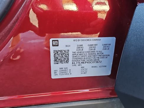 Used 2025 Chevrolet Trax LT w/ Driver Confidence Package image 28