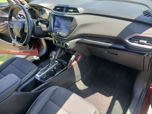 Used 2022 Chevrolet TrailBlazer RS w/ Sun and Liftgate Package AWD/4WD image 46