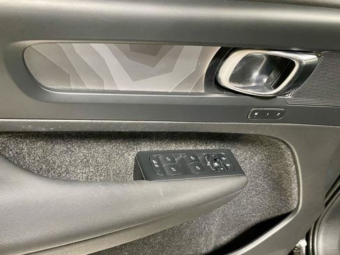 Used 2023 Volvo XC40 Recharge Plus AWD/4WD image 13