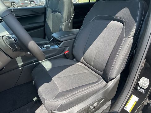 New 2025 Jeep Grand Cherokee L Laredo w/ Luxury Tech Group I AWD/4WD image 60