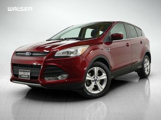 Used 2015 Ford Escape SE image 1