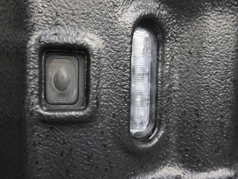 Used 2023 Ford F250 XLT w/ FX4 Off-Road Package image 28