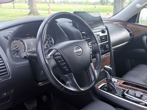 Used 2021 Nissan Armada SL w/ Captain's Chairs Package AWD/4WD image 22