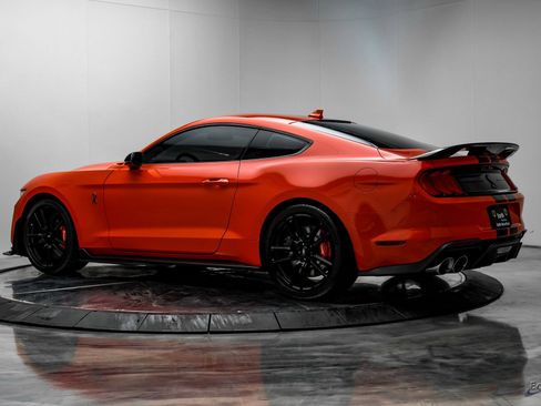Used 2022 Ford Mustang Shelby GT500 w/ Technology Package image 8
