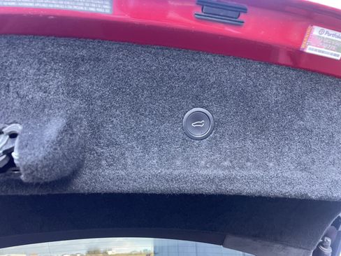 Used 2021 Tesla Model S Plaid image 26