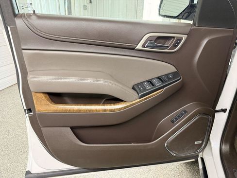 Used 2019 GMC Yukon XL Denali w/ Denali Ultimate Package AWD/4WD image 25