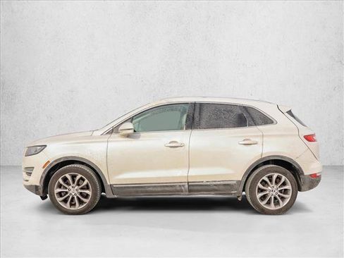 Used 2019 Lincoln MKC Select image 8