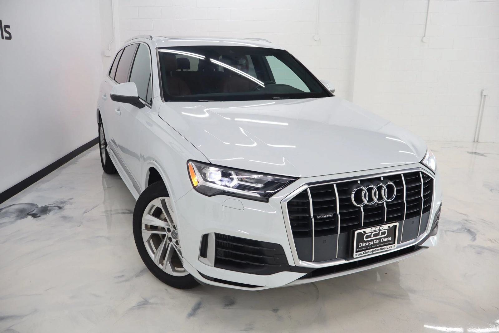 Used 2020 Audi Q7 3.0T Premium w/ Convenience Package AWD/4WD image 2