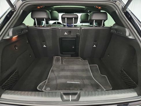 Used 2020 Mercedes-Benz GLA 250 4MATIC w/ Premium Package image 30