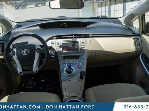 Used 2013 Toyota Prius Three FWD image 5
