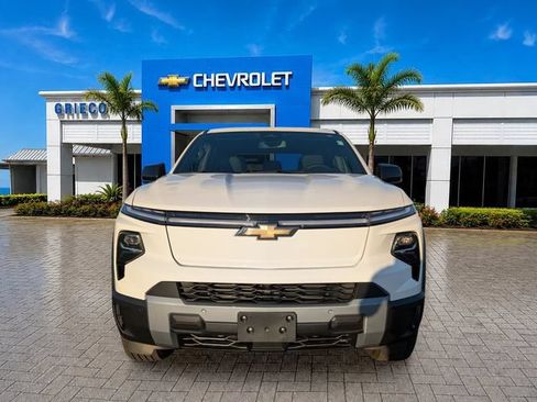 New 2026 Chevrolet Silverado EV LT AWD/4WD image 2