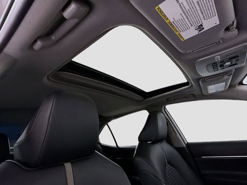 Used 2024 Toyota Camry SE w/ Audio Upgrade Package image 18