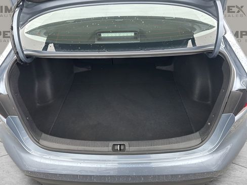 Used 2025 Toyota Corolla LE image 23