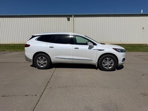 Used 2018 Buick Enclave Premium FWD image 2