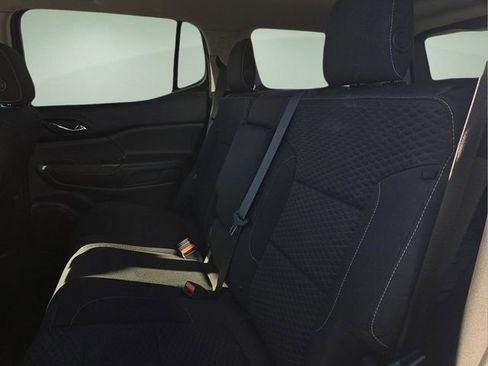 Used 2019 GMC Acadia SLE w/ LPO, Floor Liner Package FWD image 13