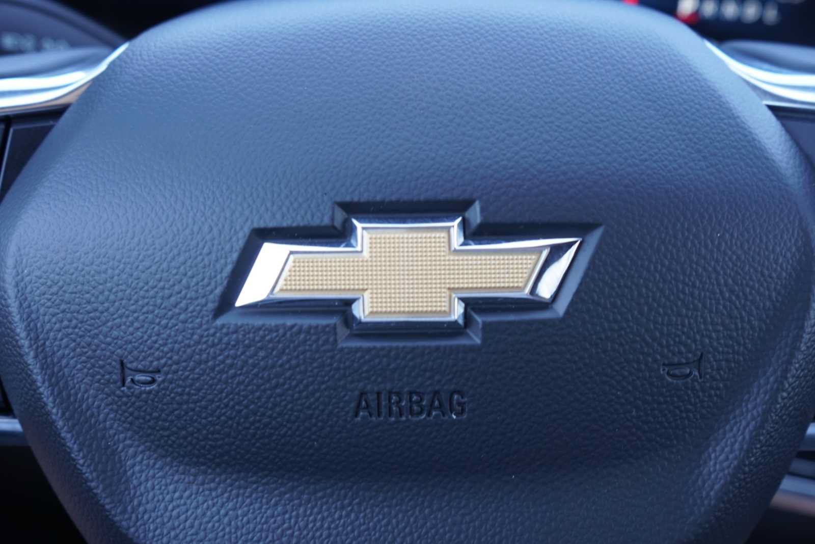 Used 2025 Chevrolet Equinox LT w/ Convenience Package II FWD image 13