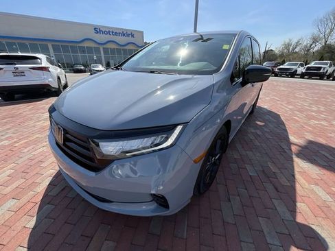 Used 2023 Honda Odyssey Sport image 23