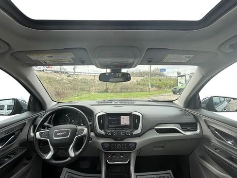 Used 2019 GMC Terrain SLT w/ Preferred Package image 12