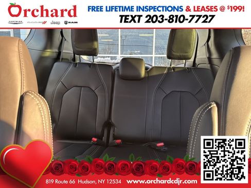 New 2026 Chrysler Voyager LX image 13