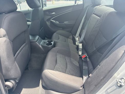 Used 2018 Chevrolet Volt LT FWD image 21