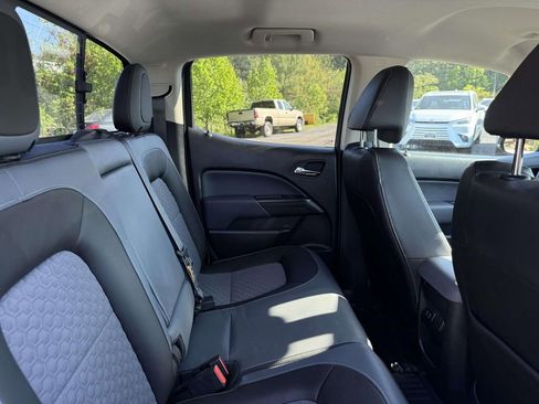 Used 2016 Chevrolet Colorado Z71 AWD/4WD image 16