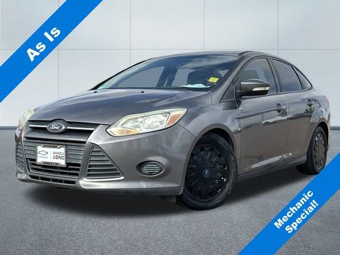 Used 2014 Ford Focus SE image 1
