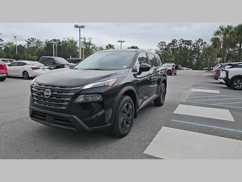 New 2026 Nissan Rogue SV FWD image 19