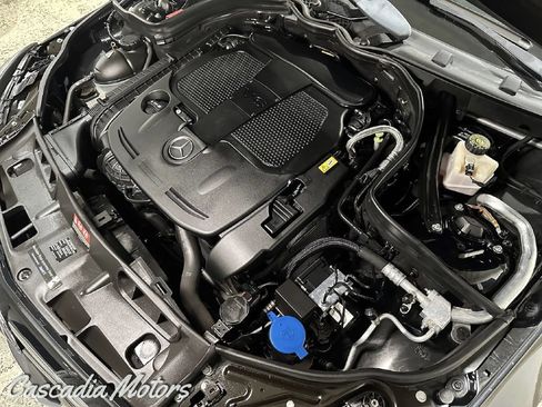Used 2014 Mercedes-Benz C 300 4MATIC Sedan image 32